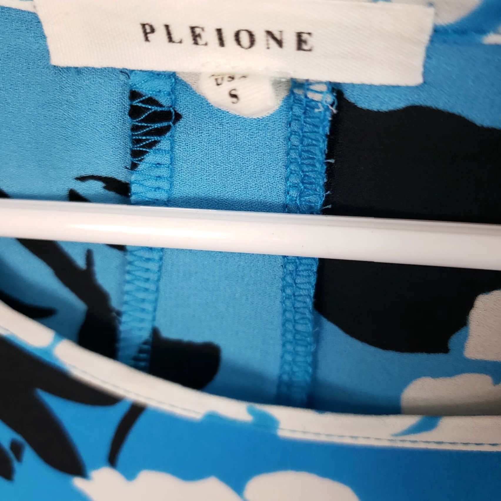 Vintage Pleione Womens Blouse Sz S Short Sleeve Floral Blue Black Printed Casual Shirts Womens Size S / US 4 / IT 40 - 4 Thumbnail