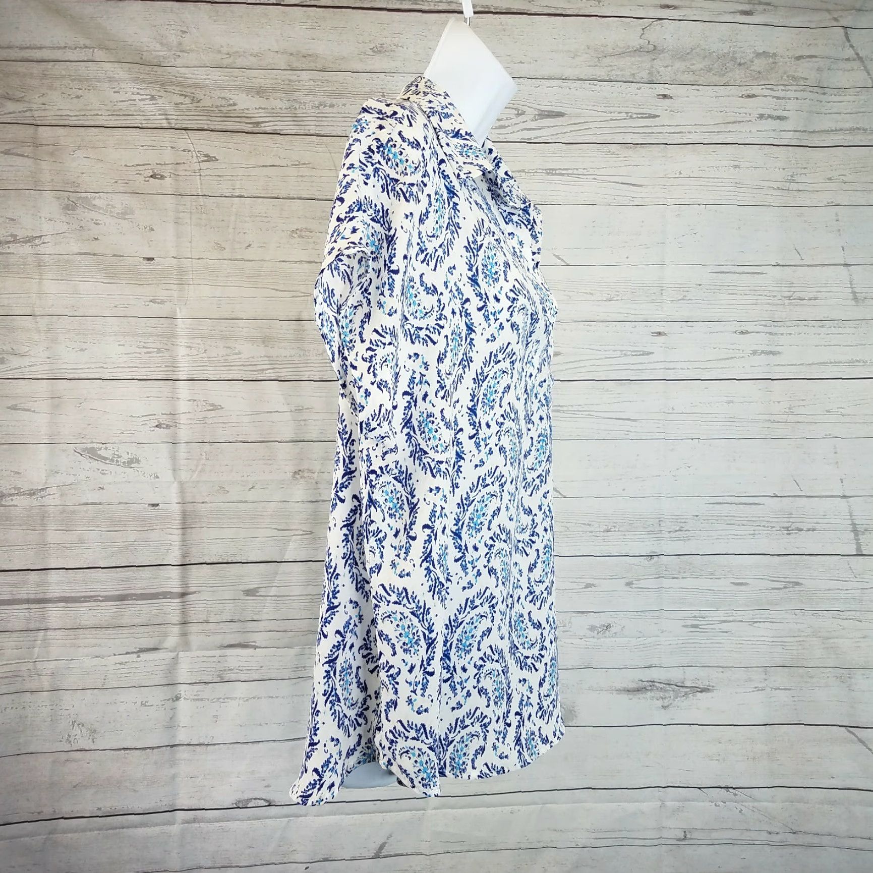 Vintage Pleione Womens Blouse Size L Blue White Paisley Short Sleeve Shirt Womens Blouse 100% Polyester - Size L / US 10 / IT 46 - 3 Thumbnail