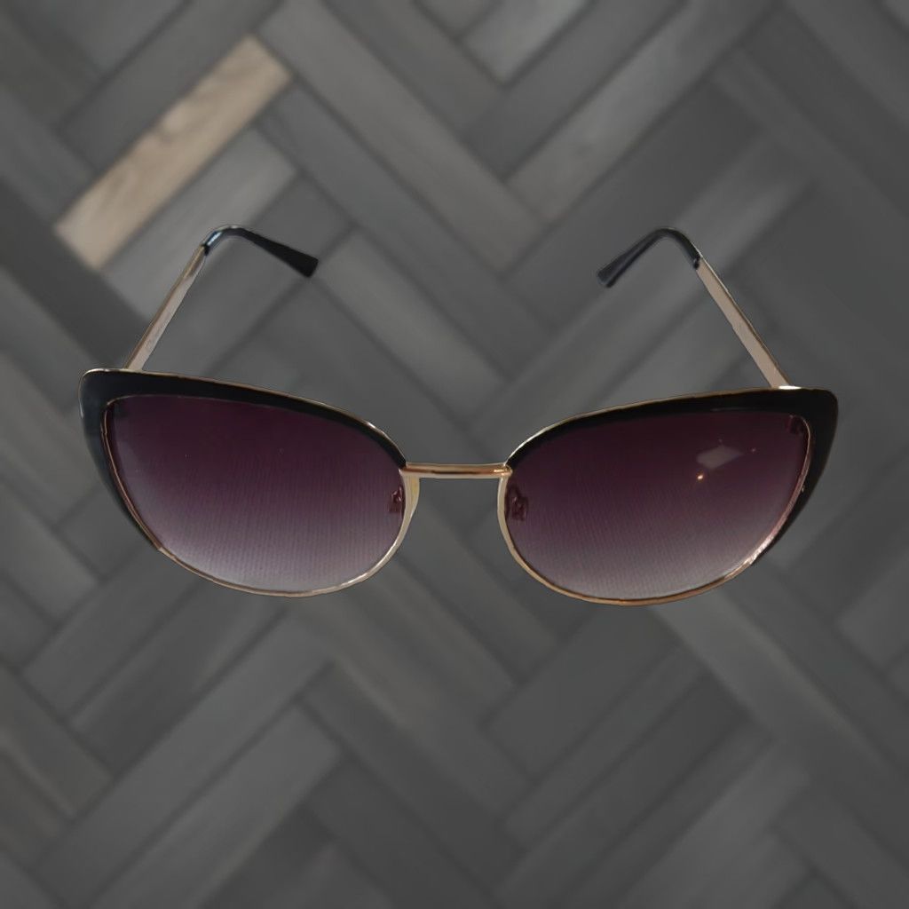 Oscar De La Renta Oscar de la Renta Sunglasses 3077 700 Women Gold Sunglasses 3077 700 Oscar de la Renta Womens Size ONE SIZE - 1 Thumbnail
