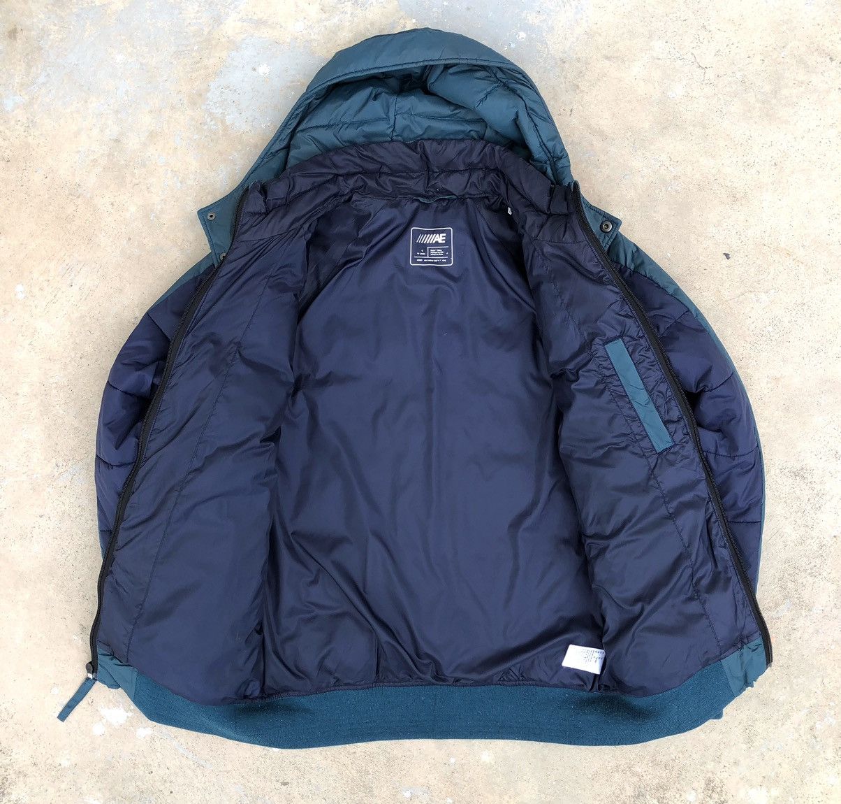 American Eagle Outfitters American Eagle AE Men's Puffer Bomber Nylon Hoodie Jacket Size US M / EU 48-50 / 2 - 4 Thumbnail