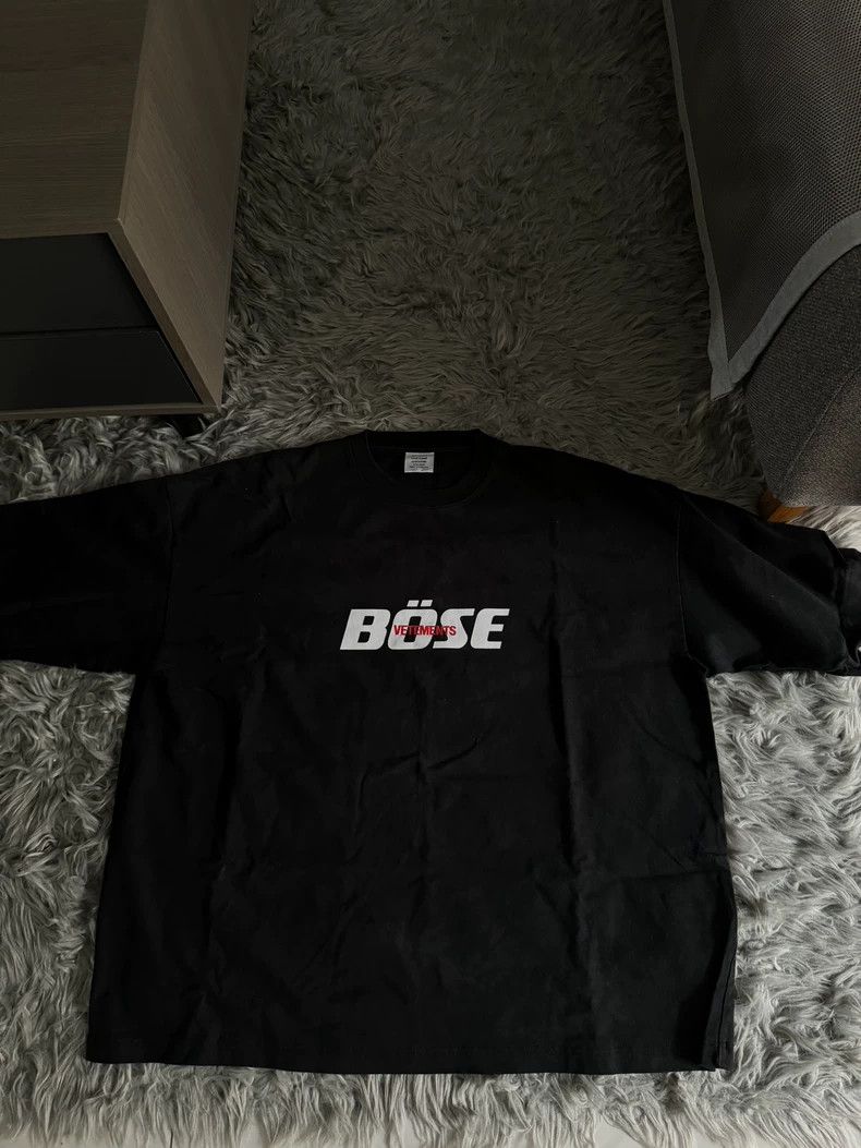 Vetements Vetements SS20 McDonald's Season BOSE T-Shirt 2506-Nextarro Size US S / EU 44-46 / 1 - 1 Thumbnail