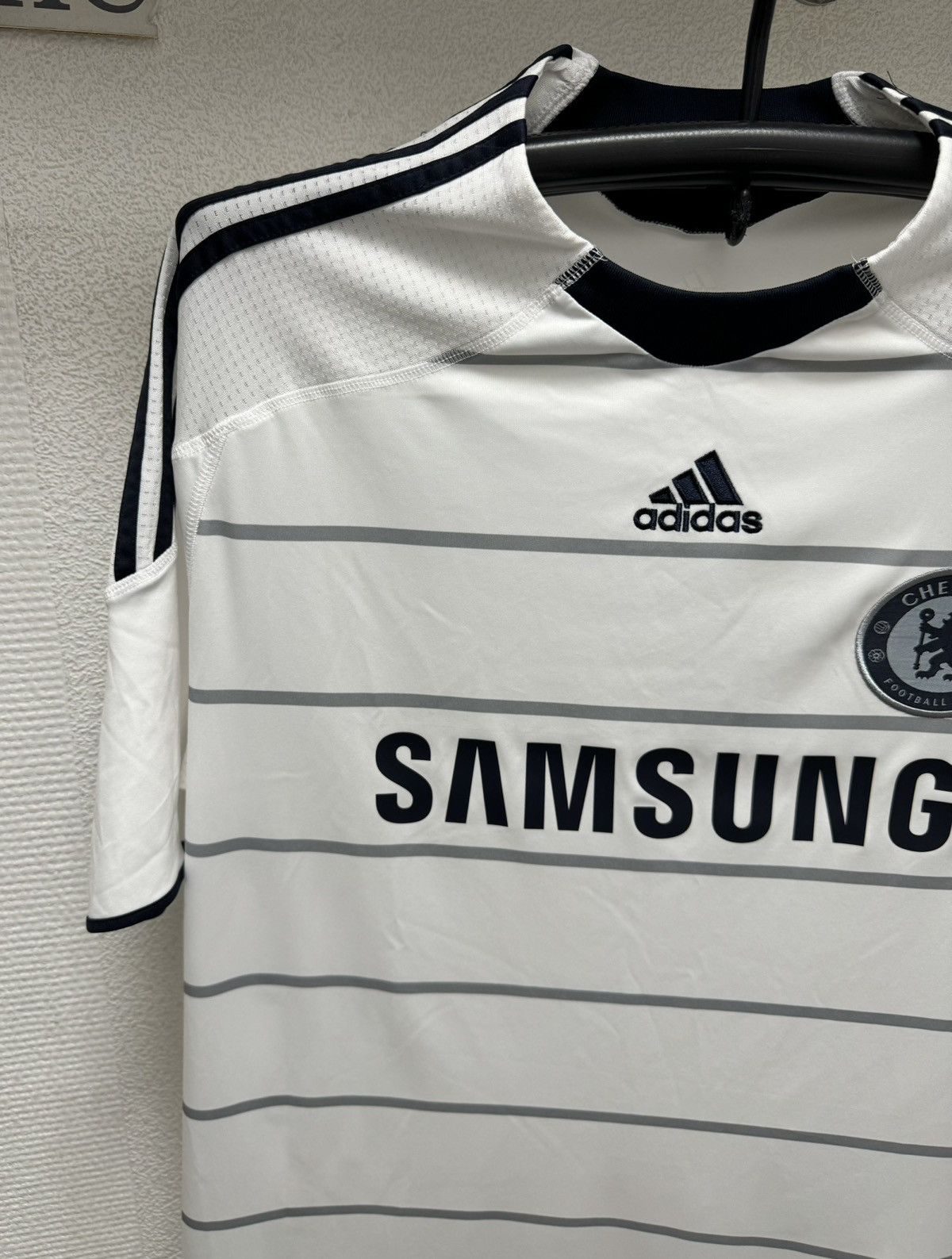 Adidas Chelsea adidas third soccer jersey 2009/10 3d Xl white Size US XL / EU 56 / 4 - 8 Thumbnail
