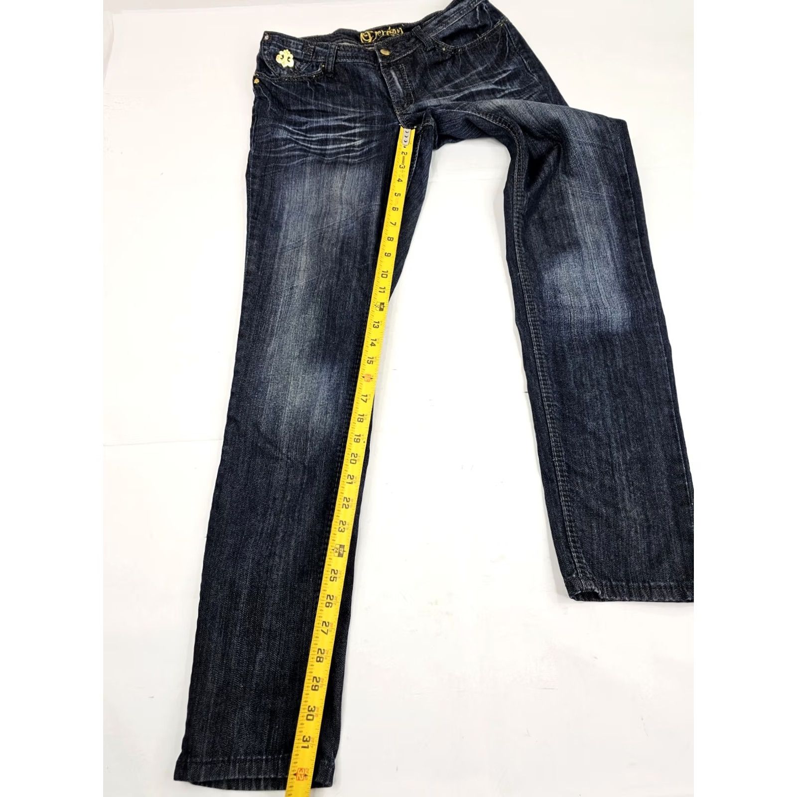 Denime VINTAGE Dereon Dark Wash Denim Jeans Women’s 9/10 Gold Accent Tapered Leg 30x32 Fit - House of Deréon Jeans Women Dark Blue Regular Size 30 Womens Size 32" / US 10 / IT 46 - 3 Thumbnail