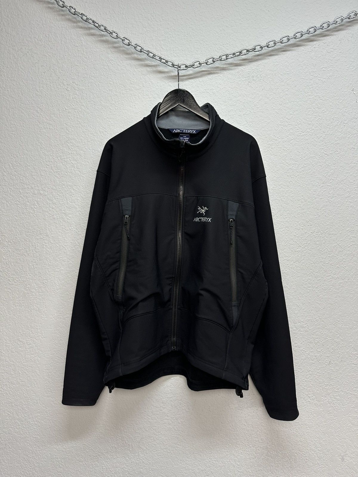 Arc'teryx × Vintage Vintage Arc’teryx Softshell Jacket Black Full Zip Big Logo Size US XL / EU 56 / 4 - 1 Thumbnail