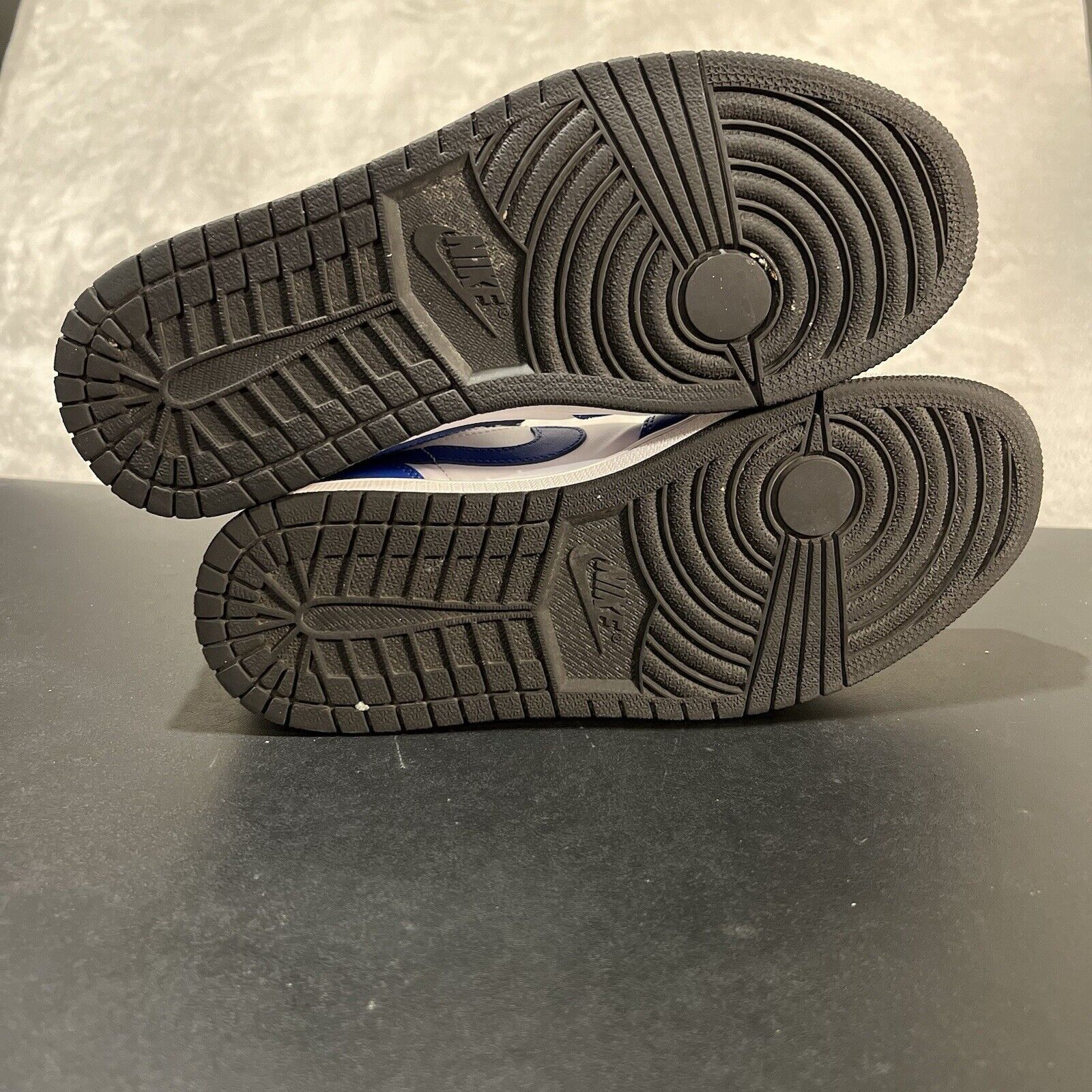 Jordan Brand Jordan 1 Retro Low Men's 9.5 Game Royal 553558-124 Athletic Size US 9.5 / EU 42-43 - 5 Thumbnail