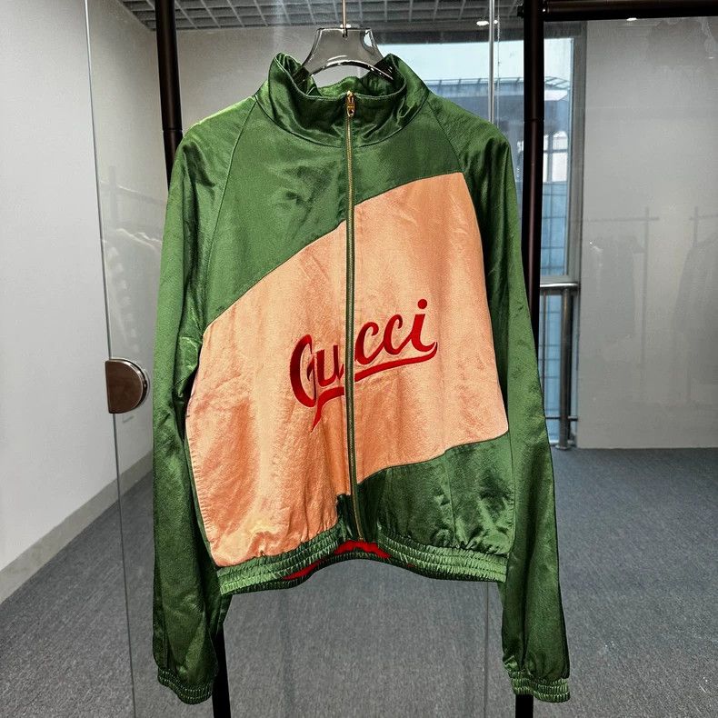 Gucci GucciEmbroidered logo pink and green jacket 2503-Nextarrow Size US S / EU 44-46 / 1 - 1 Thumbnail