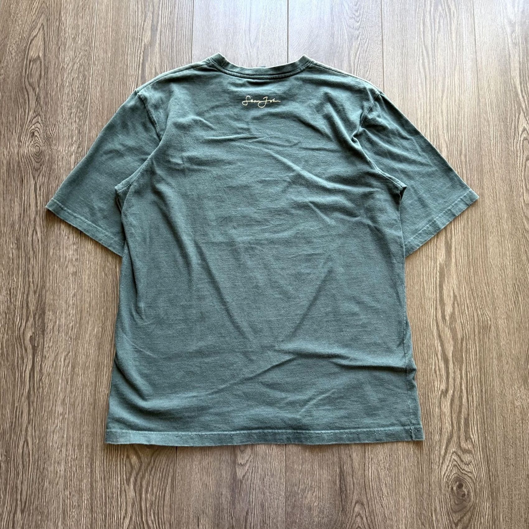 Sean John VINTAGE Sean John Shirt Mens Large Green 1969 Logo Graphic Tee Hip Hop Streetwear Size US L / EU 52-54 / 3 - 6 Thumbnail
