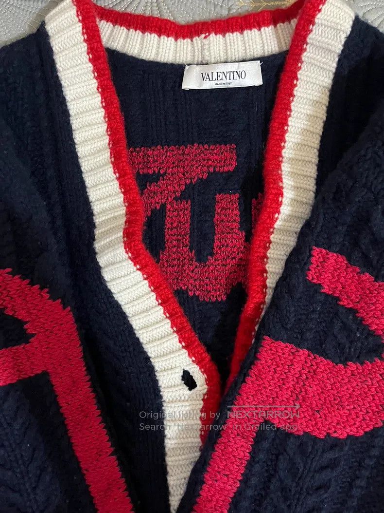 Valentino Valentino Wool and cashmere blend knitted cardigan Size M / US 6-8 / IT 42-44 - 4 Thumbnail