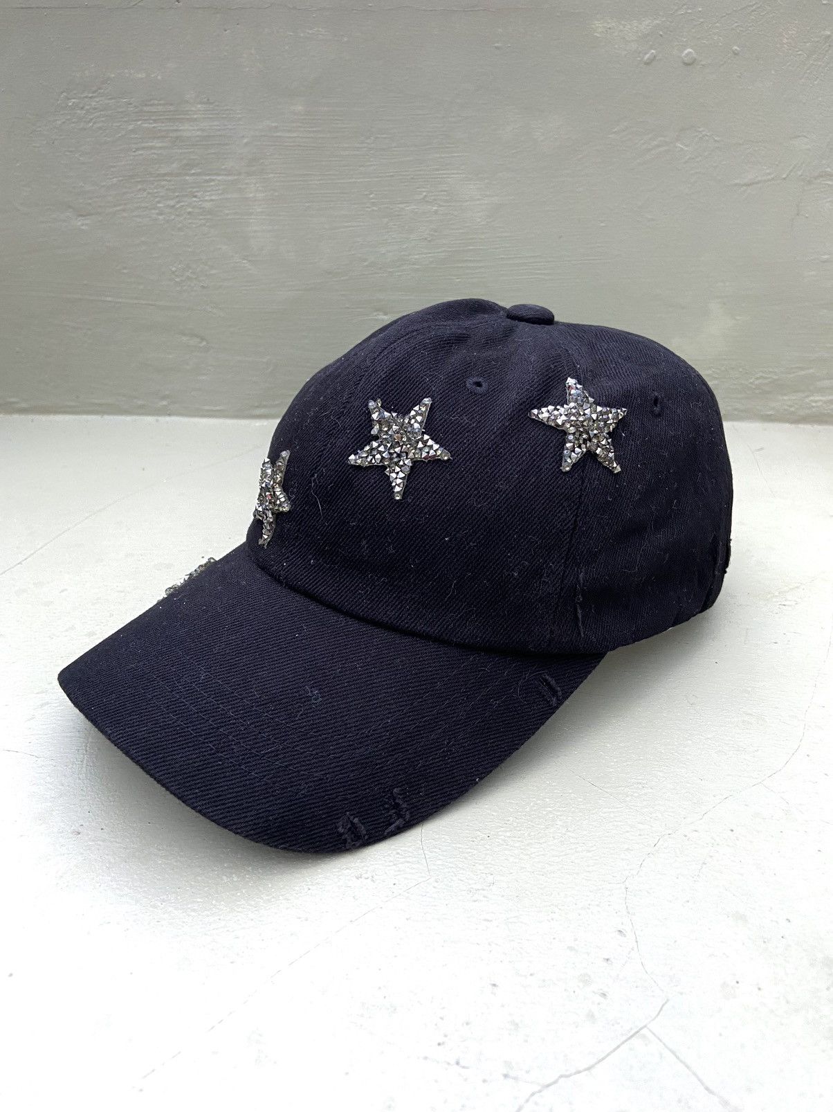 If Six Was Nine 2000s big star studded black caps Size ONE SIZE - 3 Thumbnail