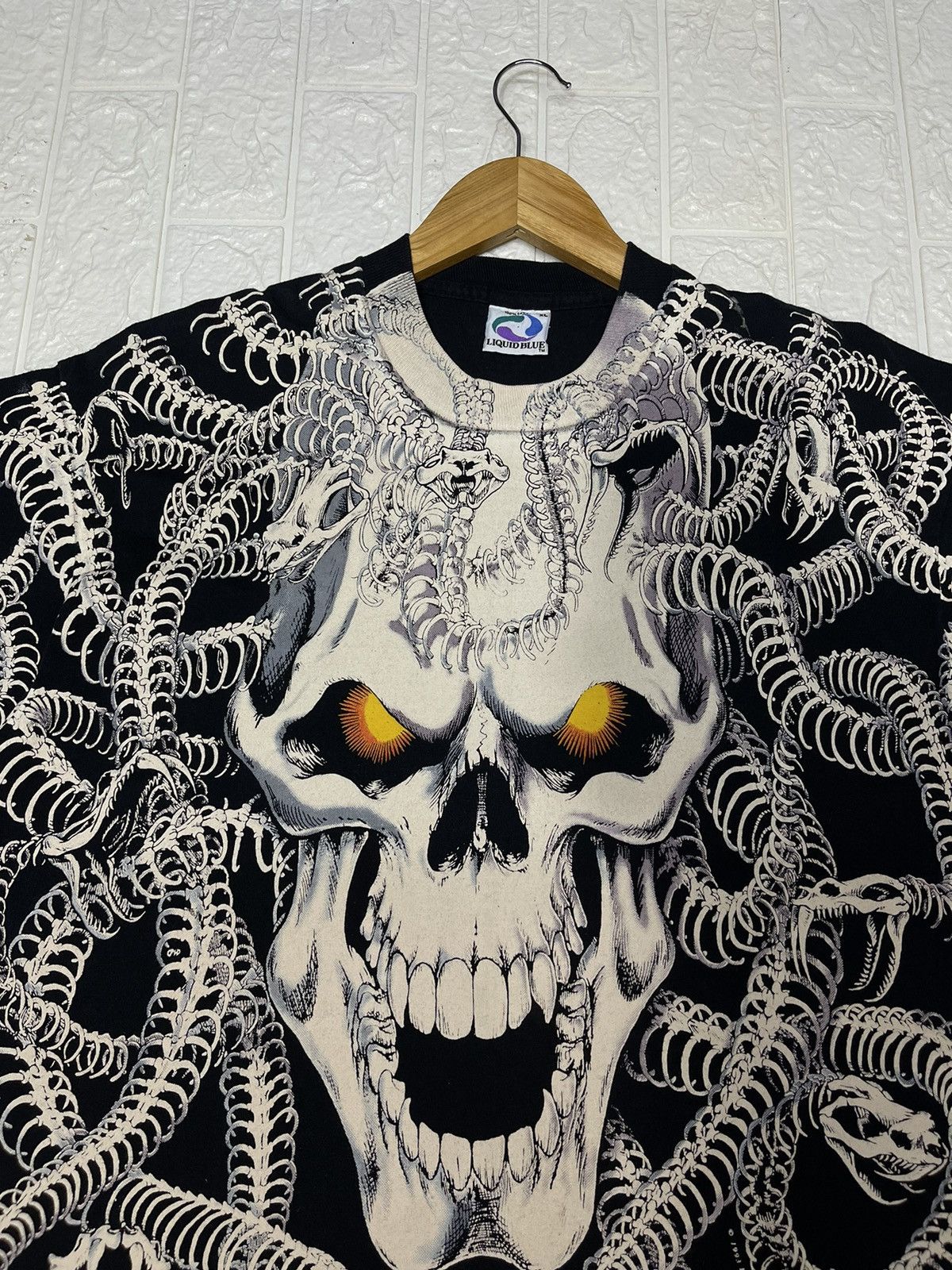 Band Tees × Liquid Blue × Vintage Vintage Liquid blue skull snake Over Print Size US XL / EU 56 / 4 - 18 Thumbnail
