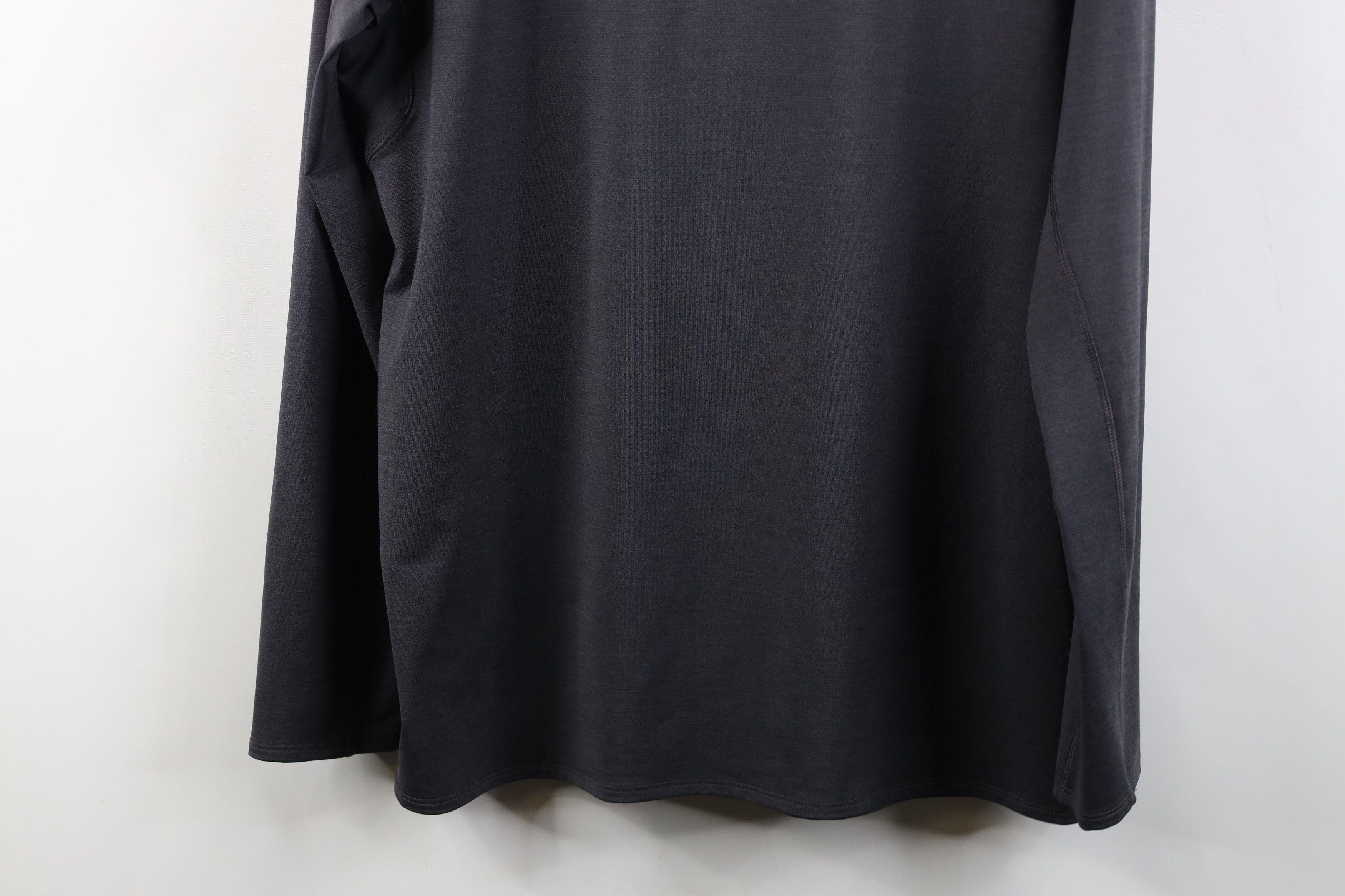 Oakley Vintage Y2K Oakley Lightweight Half Zip Pullover Jacket Top Size US M / EU 48-50 / 2 - 12 Thumbnail