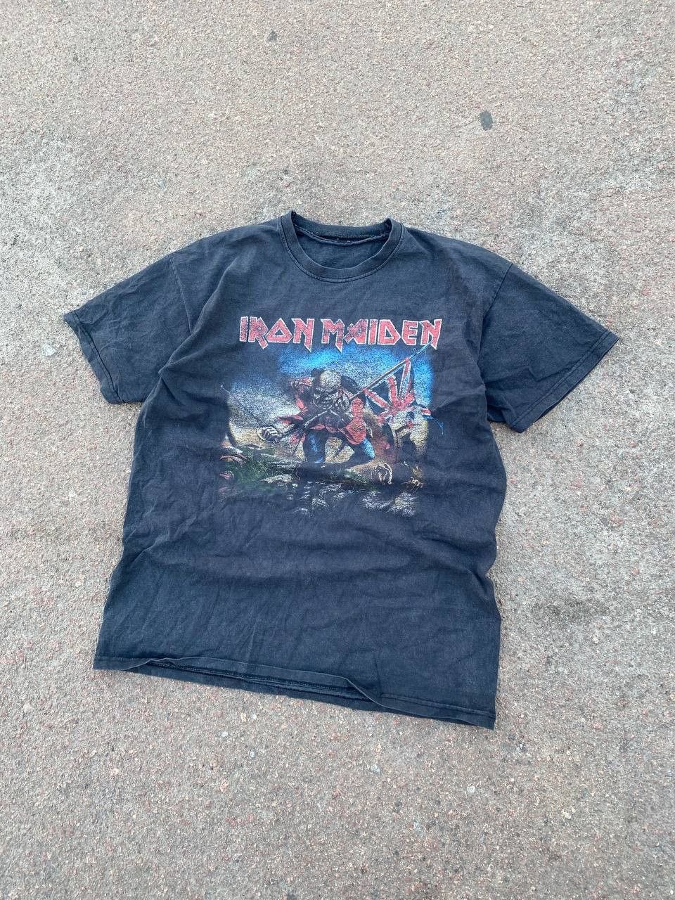 Band Tees × Vintage Faded Iron Maiden The Trooper Heavy Metal Band Tee Size M Size US M / EU 48-50 / 2 - 1 Thumbnail