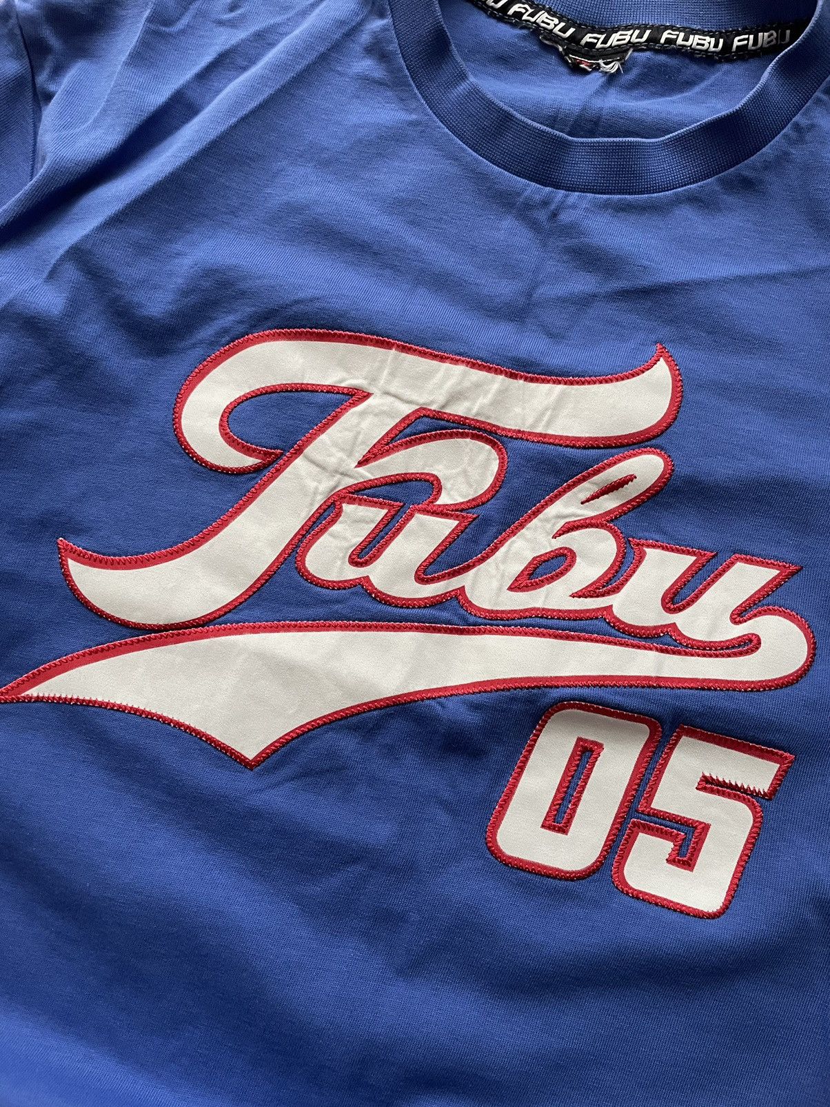 Fubu Vintage Fubu 05 Centre Logo Rap T-shirt Size US L / EU 52-54 / 3 - 5 Thumbnail