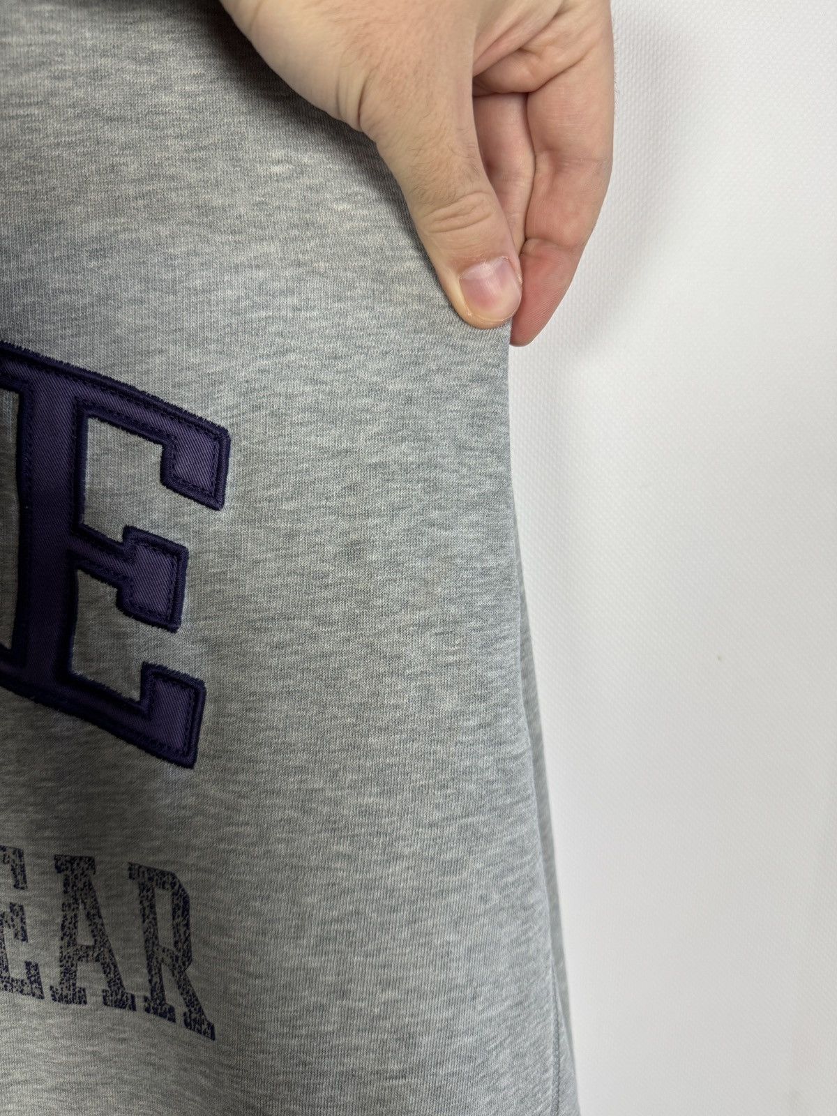 Nike Vintage Nike USA Sportswear Crewneck Sweatshirt Big Logo XL Size US XL / EU 56 / 4 - 17 Thumbnail