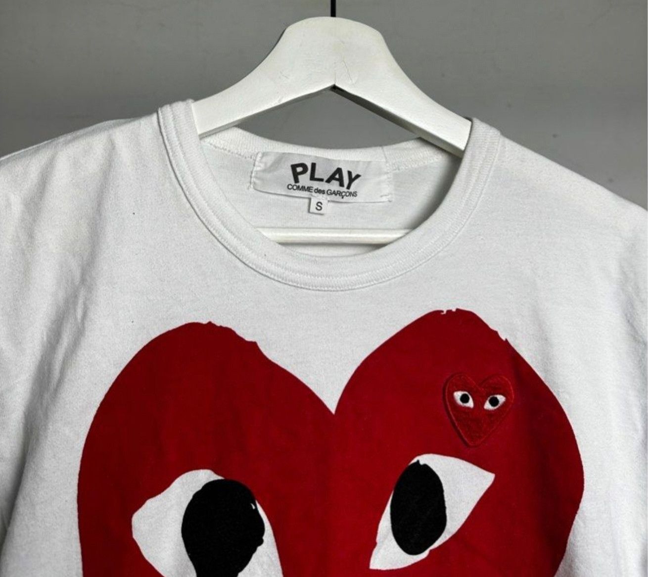 Comme des Garcons Comme Des Garcons Play Tshirt Big Logo Size S / US 4 / IT 40 - 2 Thumbnail