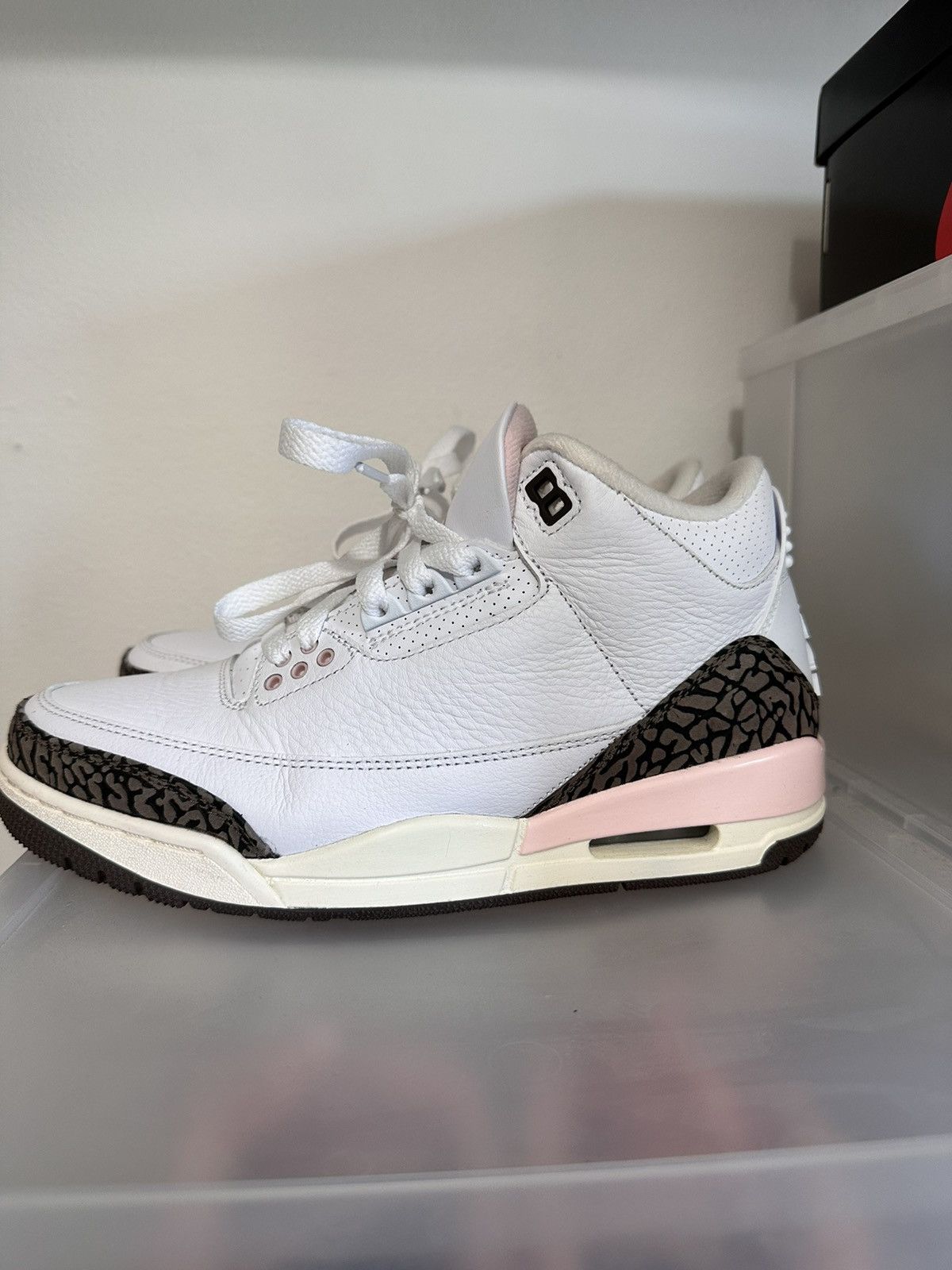 Jordan Brand Jordan 3 Retro Neapolitan Dark Mocha (Women's) Size US 8 / IT 38 - 2 Thumbnail