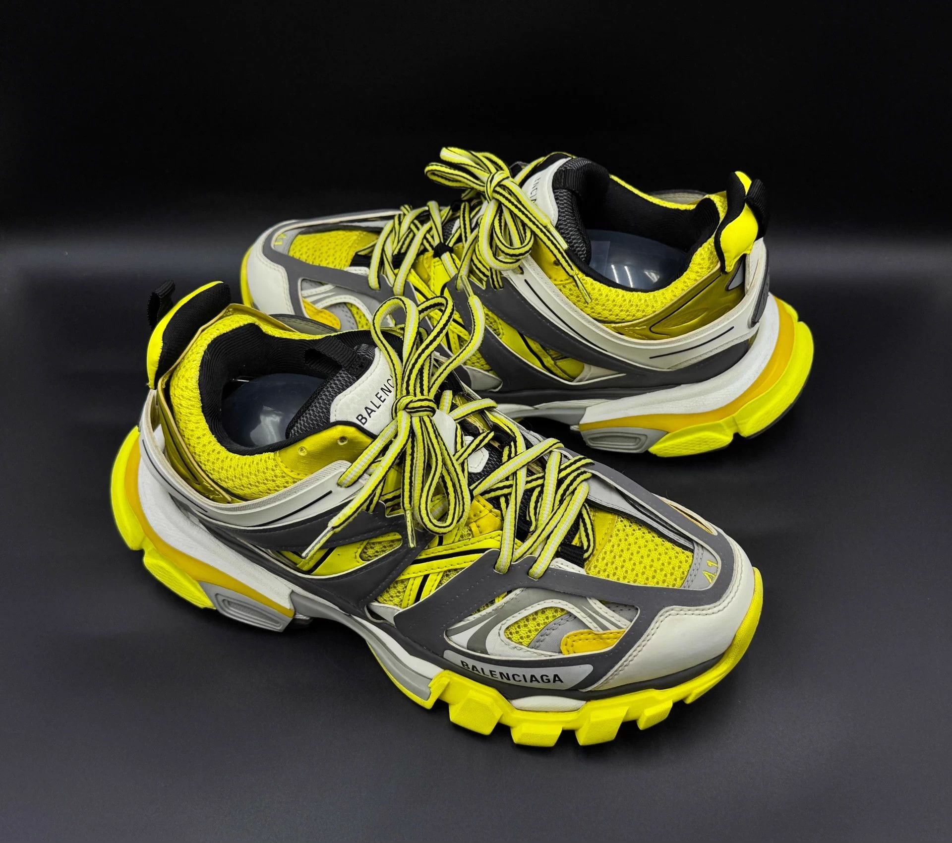 Balenciaga Balenciaga Track yellow men's low-top dad shoe Size US 8 / EU 41 - 8 Thumbnail