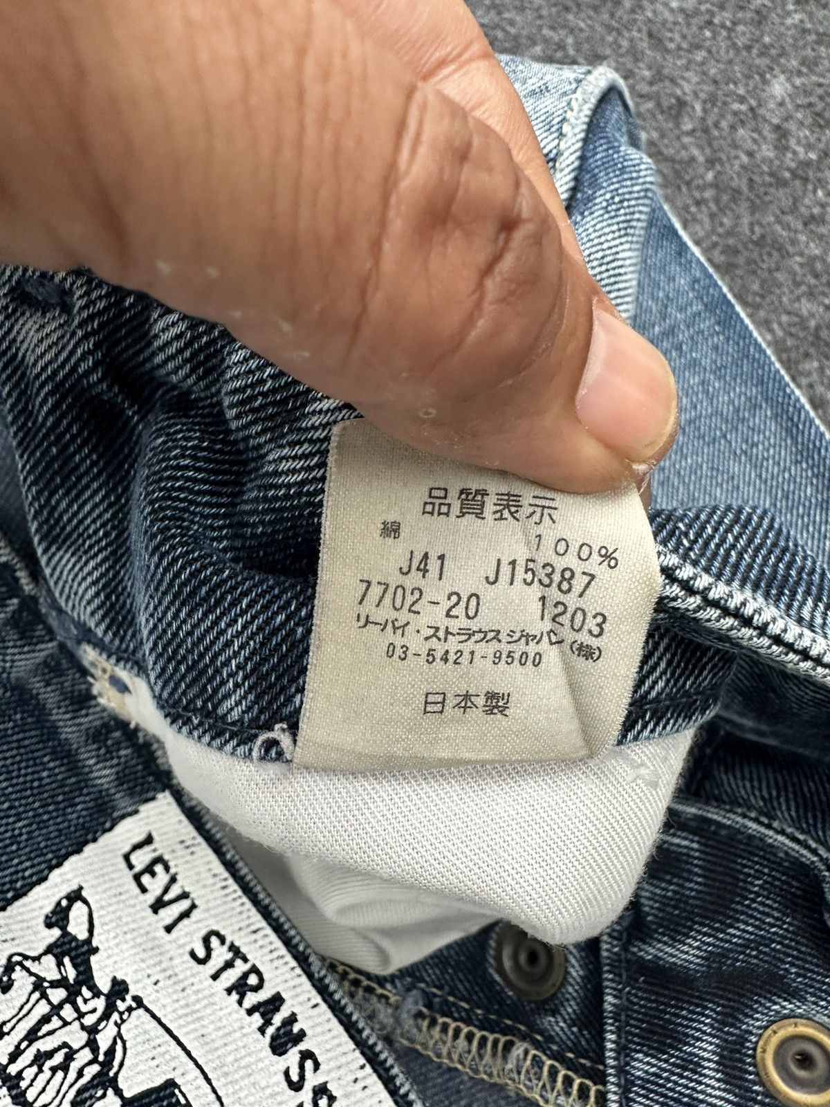 Levi's Vintage Levis 702 Baggy Destroyed Denim 34x32 D59 Size US 34 / EU 50 - 15 Thumbnail