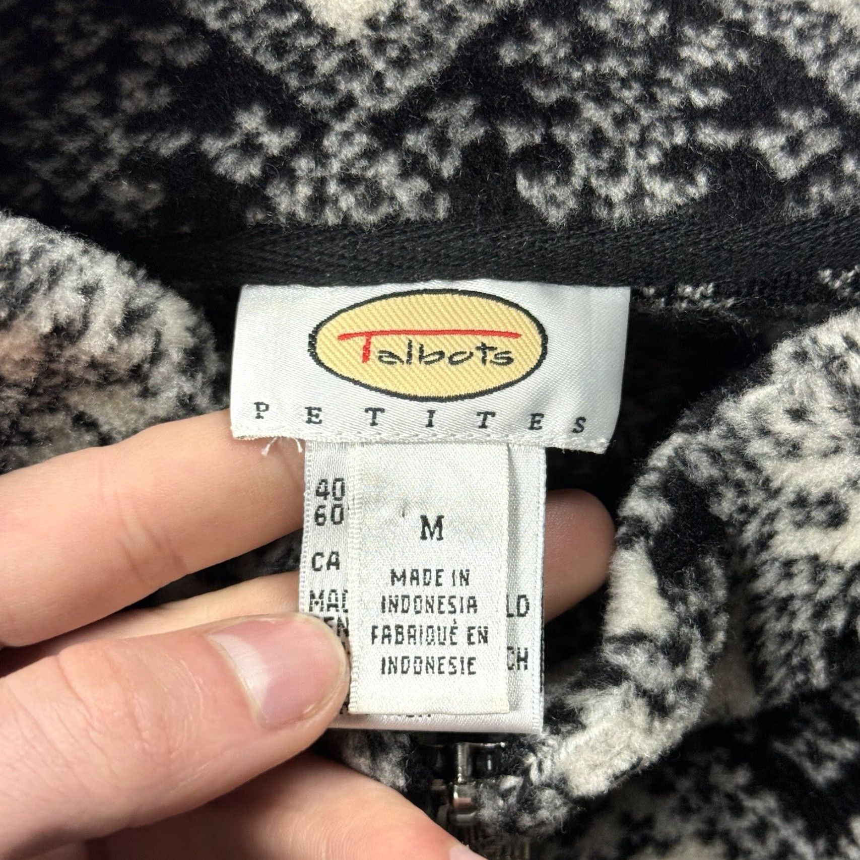 Talbots VTG Talbots USA Made Fair Isle Icelandic Snowflake Full Zip Fleece Mock Neck M Women Black Knit Pullover Size M / US 6-8 / IT 42-44 - 3 Thumbnail