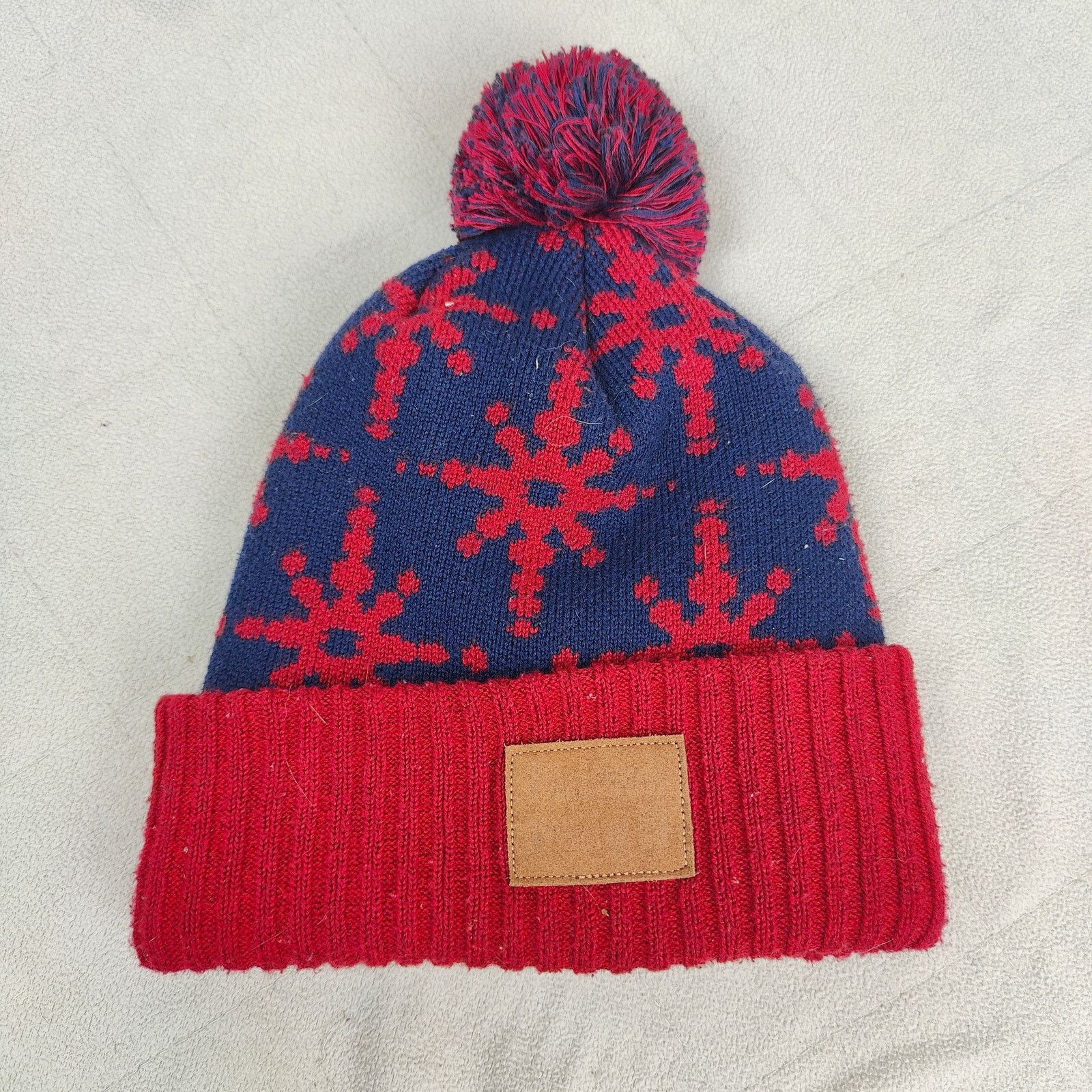 Patagonia Patagonia Powder Town Pom Beanie Hat Solar Stitch Pom Pom Size ONE SIZE - 3 Thumbnail