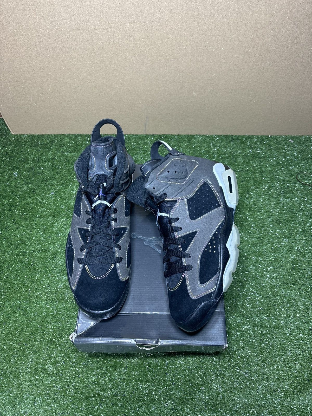 Jordan 6 lakers 2010