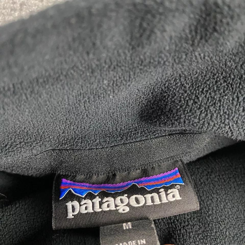 Patagonia Patagonia 1/4 Zip Pullover Women's Medium Hulu Logo Fleece M Size M / US 6-8 / IT 42-44 - 4 Thumbnail