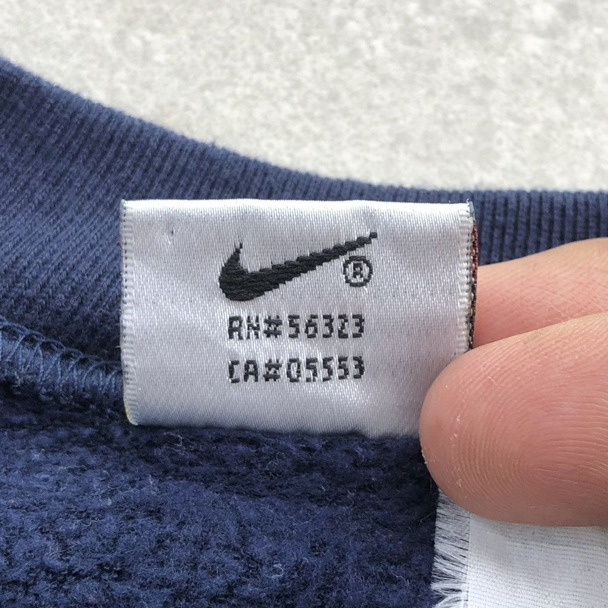 Nike Vintage 90s Big Swoosh Logo Sweatshirt Size US M / EU 48-50 / 2 - 8 Thumbnail