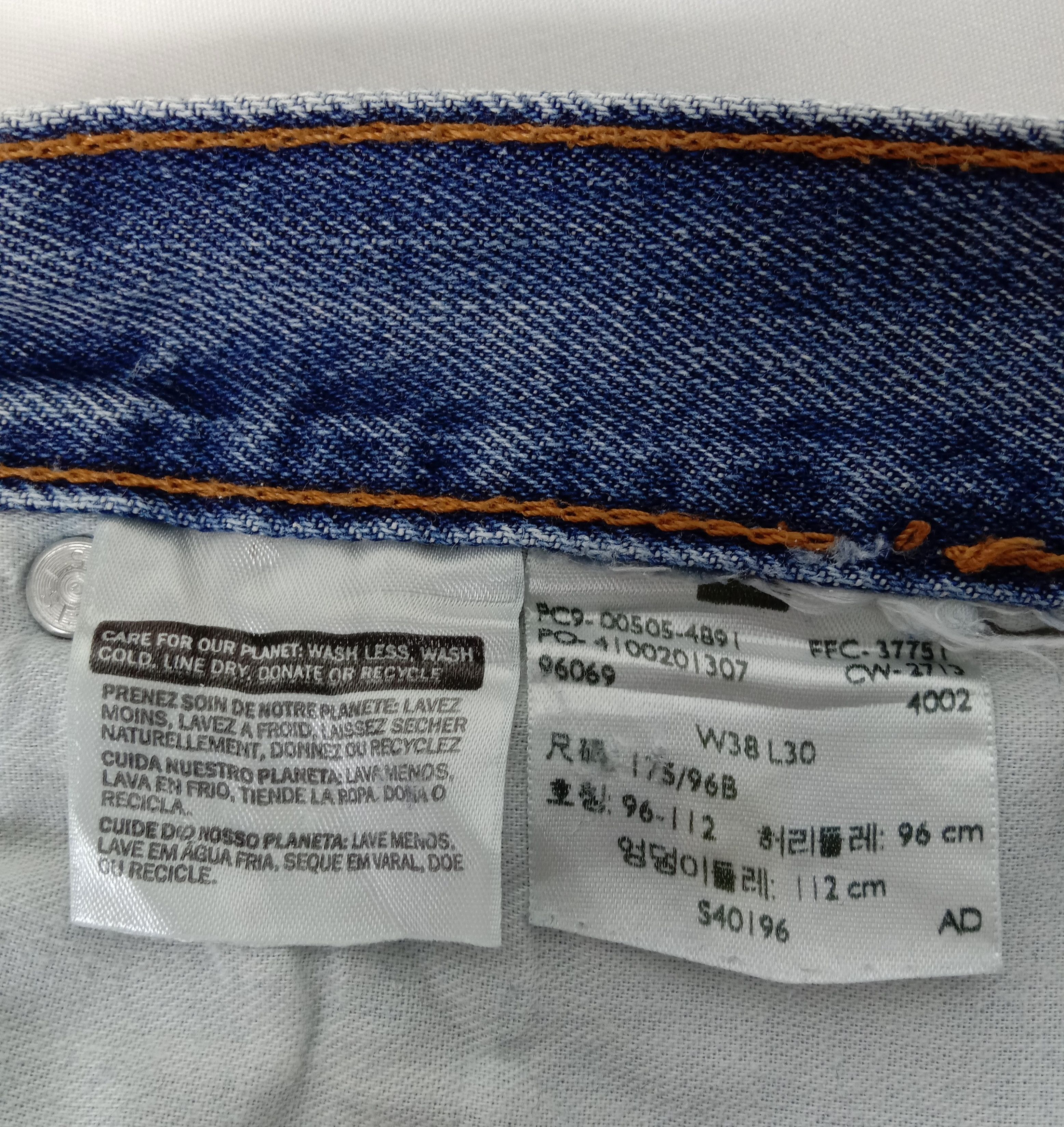 Levi's Vintage Levi's 505 Jeans Blue Wash Distressed Denim Size US 38 / EU 54 - 13 Thumbnail