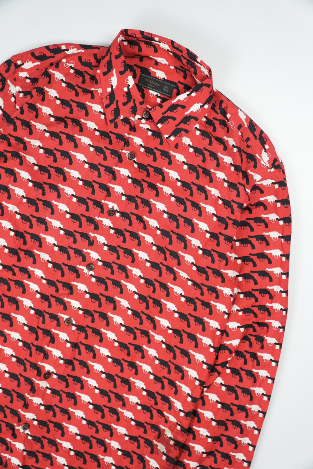 Prada Prada 2012 Gun Print Red Shirt Size US M / EU 48-50 / 2 - 4 Thumbnail