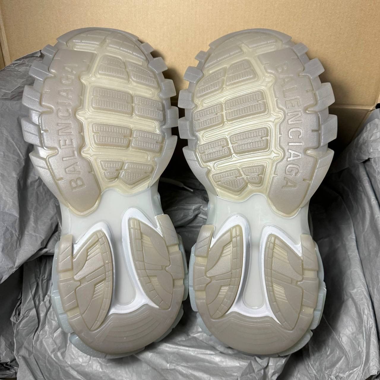 Balenciaga balenciaga track 1 clearsole gray Size US 8 / EU 41 - 9 Thumbnail