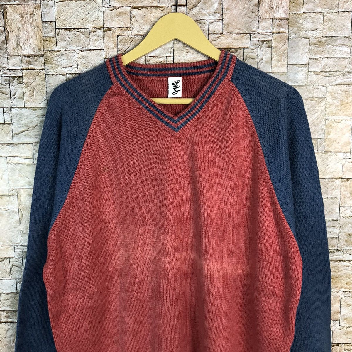 Japanese Brand × Vintage Japan vintage Red Sweatshirt #A718 Size US L / EU 52-54 / 3 - 5 Thumbnail