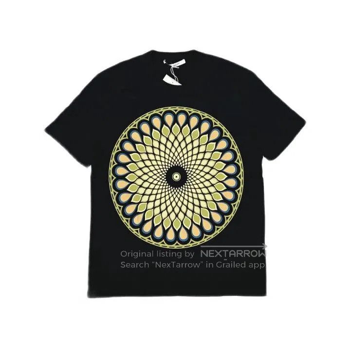 Givenchy Givenchy Men's Printed Short Sleeve T-Shirt. Size US XL / EU 56 / 4 - 2 Thumbnail