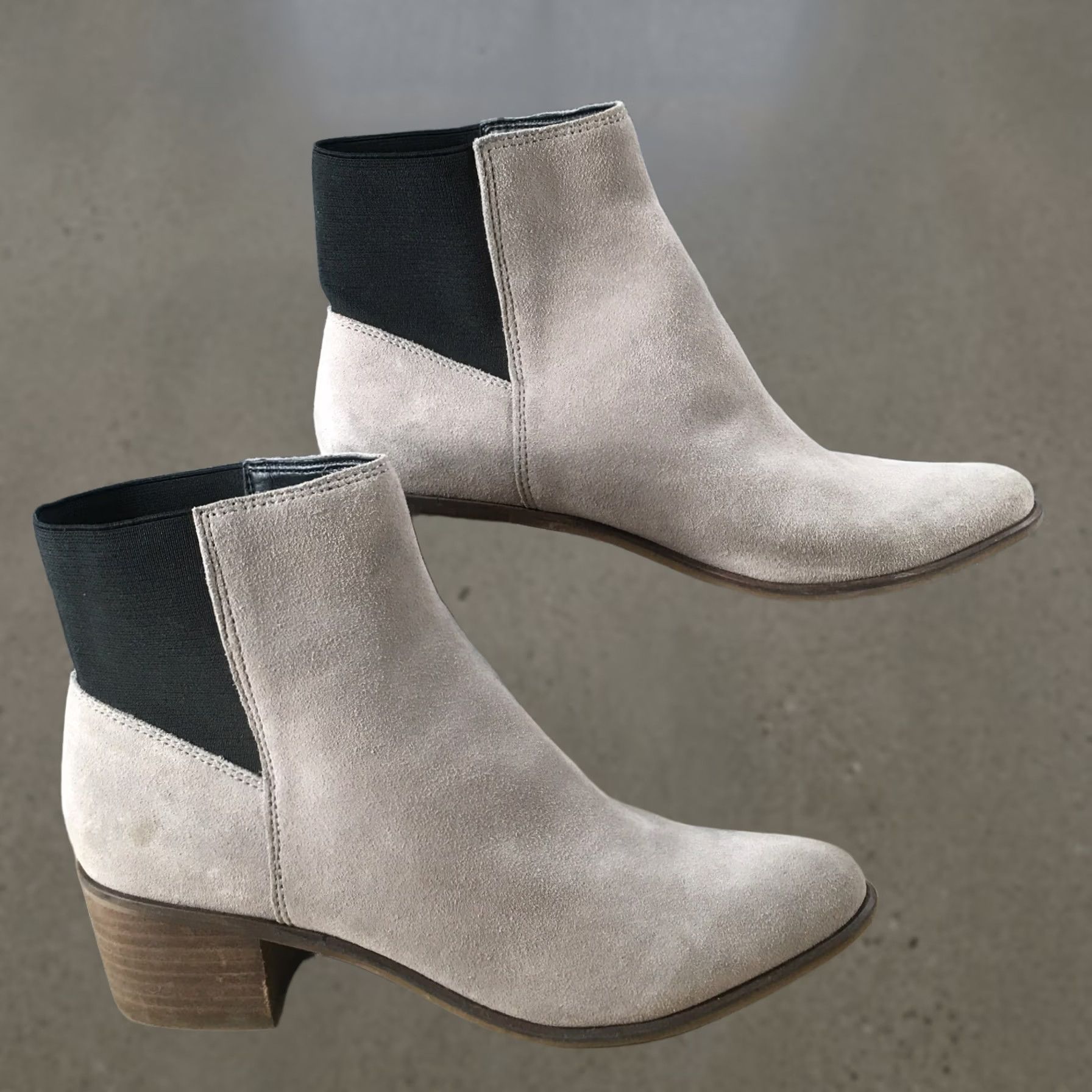 Dolce Vita Dolce Vita Boots Womens 8 M Cyndie Ankle Bootie Beige Leather Pointed Toe Mid Heel Bootie Womens Size US 8 / IT 38 - 1 Thumbnail