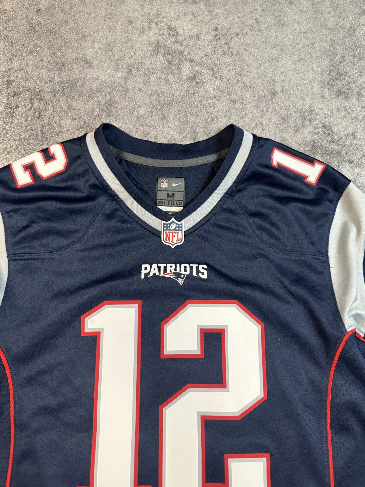 NFL NFL Nike Patriots Brady 12 Jersey Streetwear Rare USA M VTg Size US M / EU 48-50 / 2 - 4 Thumbnail