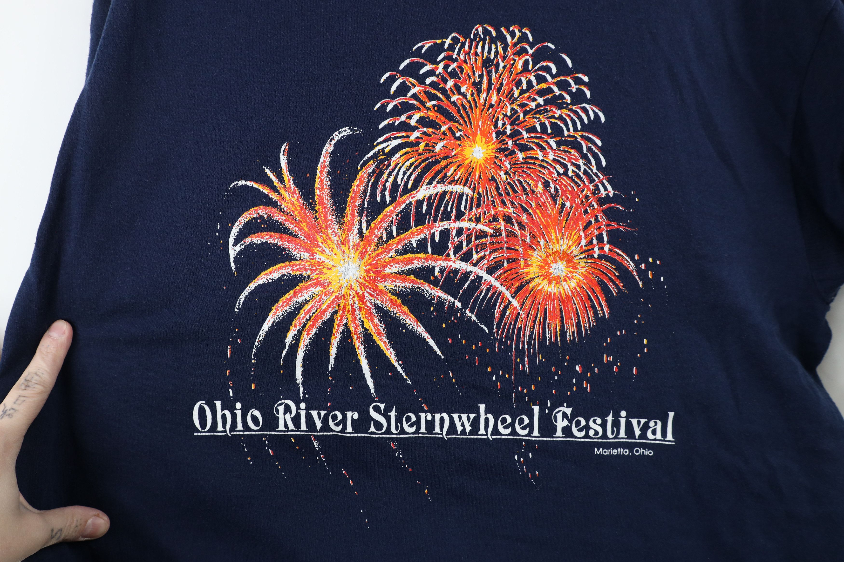 Russell Athletic × Vintage Vintage 90s Russell Athletic Sternwheel Fireworks T-Shirt Size US L / EU 52-54 / 3 - 4 Thumbnail
