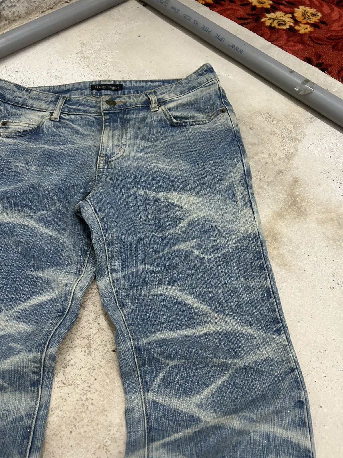 20471120 × GOSTAR DE FUGA × Japanese Brand Retro Flare Daily Topics Unique Tie Dye Wash Effect Sparkli Size US 31 - 16 Thumbnail