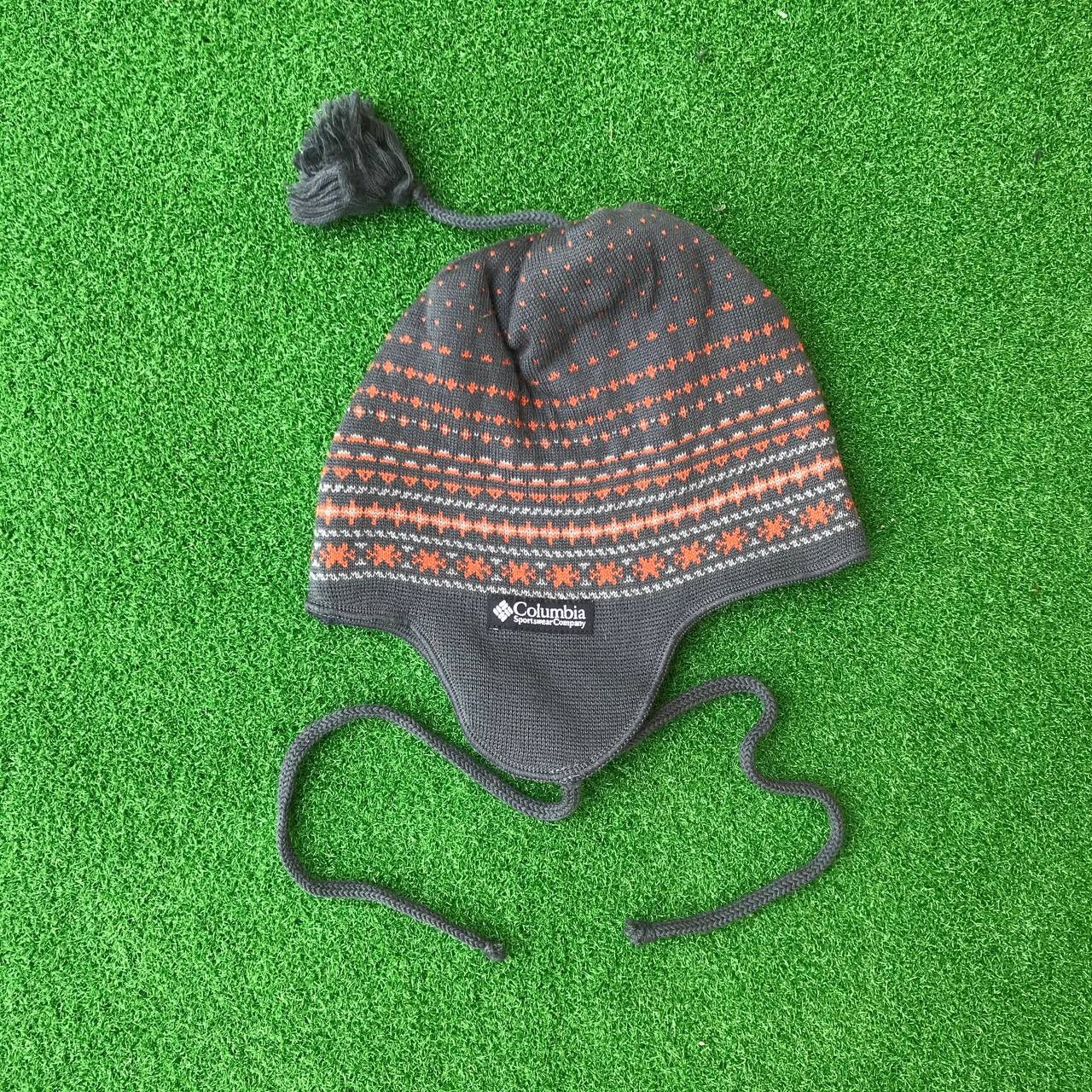 Columbia × The North Face Bundle Deal Earflap beanie TNF and Columbia ACCEPT OFFER Size ONE SIZE - 2 Thumbnail