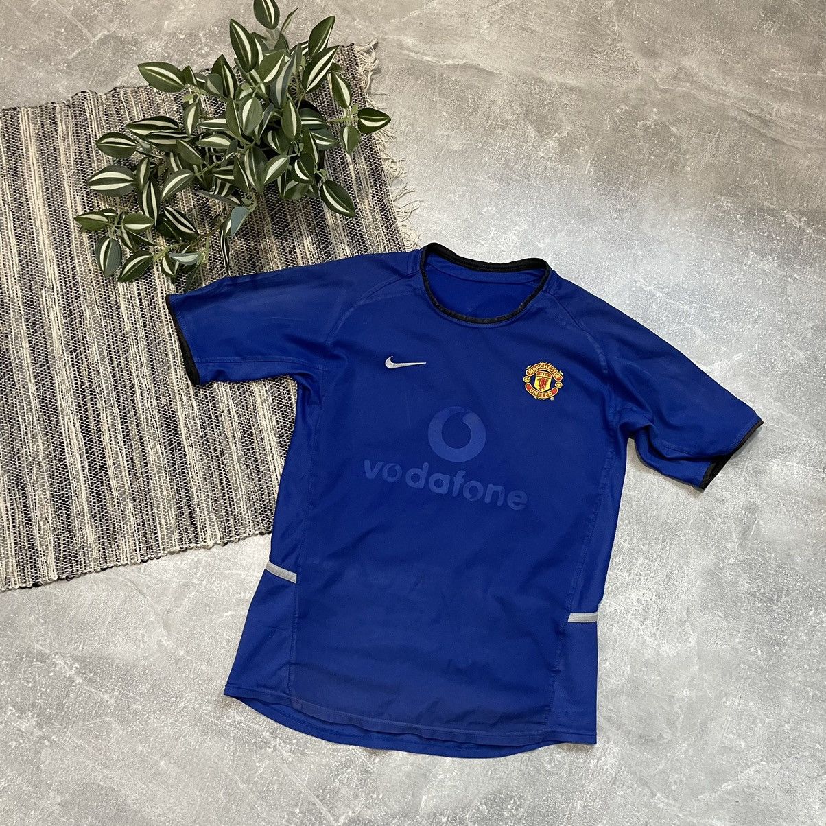 Manchester United × Nike Manchester united Vodafone Nike