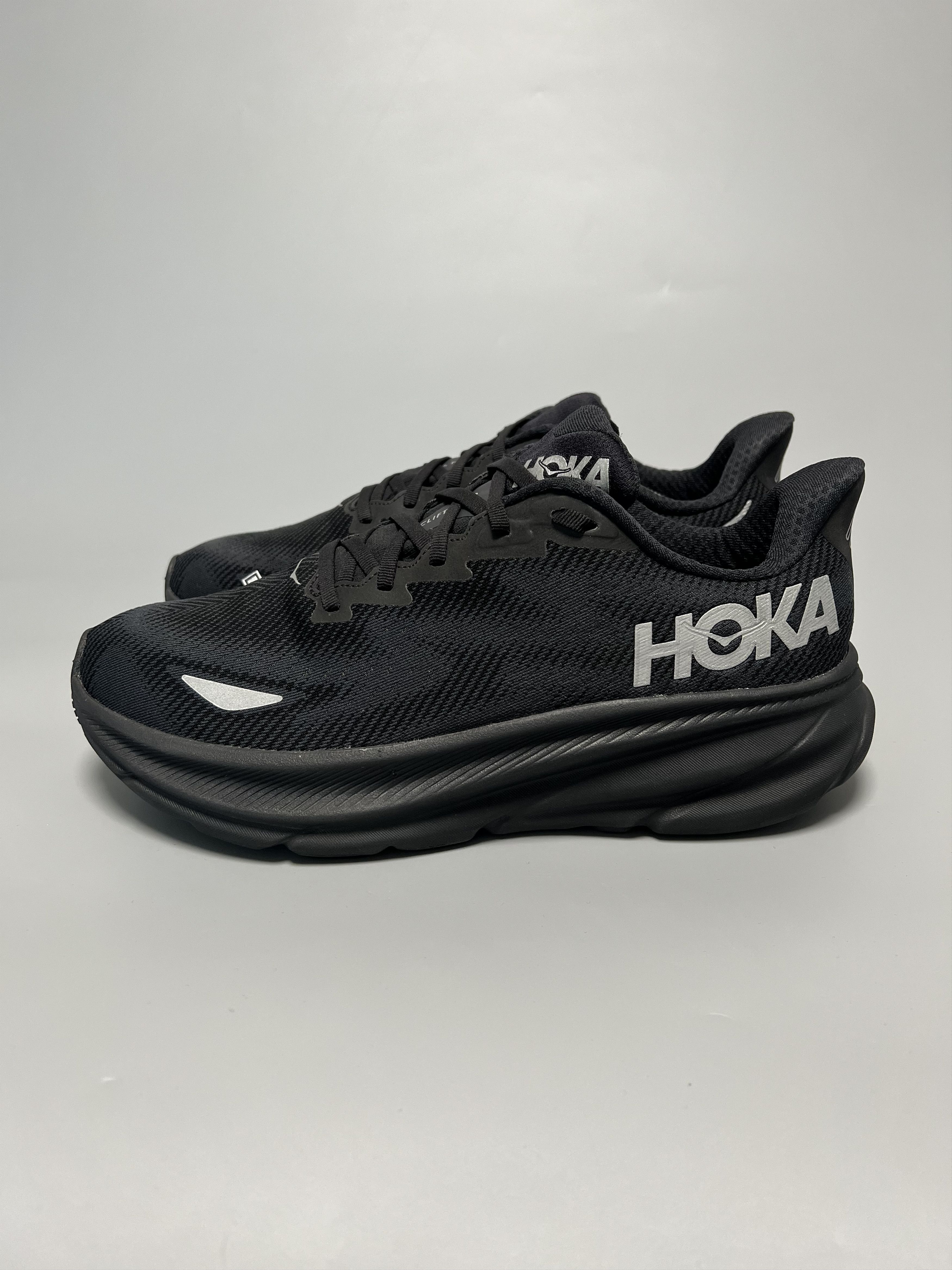 Hoka 11D Hoka One One Clifton 9 GTX Gore-Tex Running Shoes Size US 11 / EU 44 - 2 Thumbnail