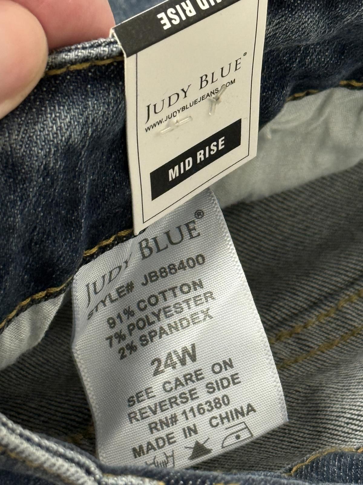 Other Judy Blue Jeans Mid-Rise Shark Bite Hem Skinny NWT Size 24W Size 42" / US 20 - 4 Thumbnail