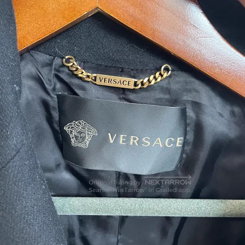 Versace Versace Black wool coat Size M / US 6-8 / IT 42-44 - 3 Thumbnail