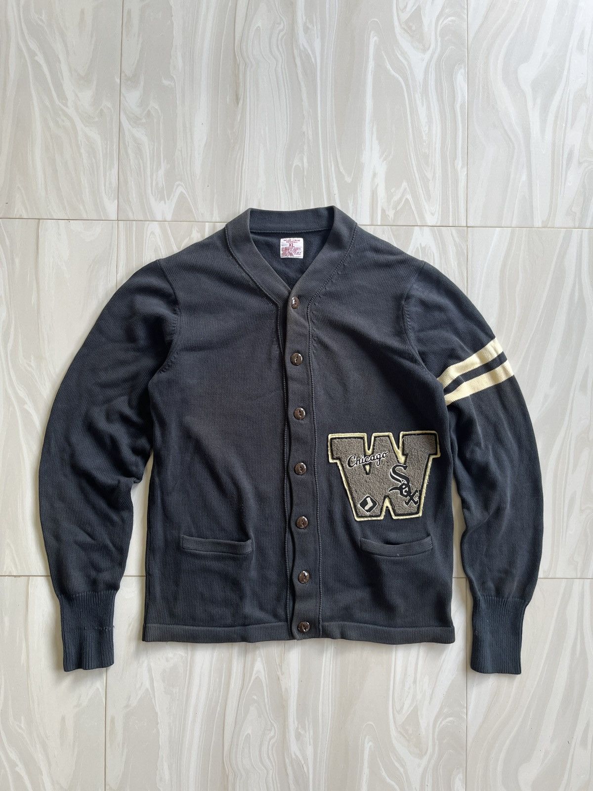 Vintage 🔥Vintage Chicago White sox cardigan🔥 Size US XL / EU 56 / 4 - 1 Thumbnail