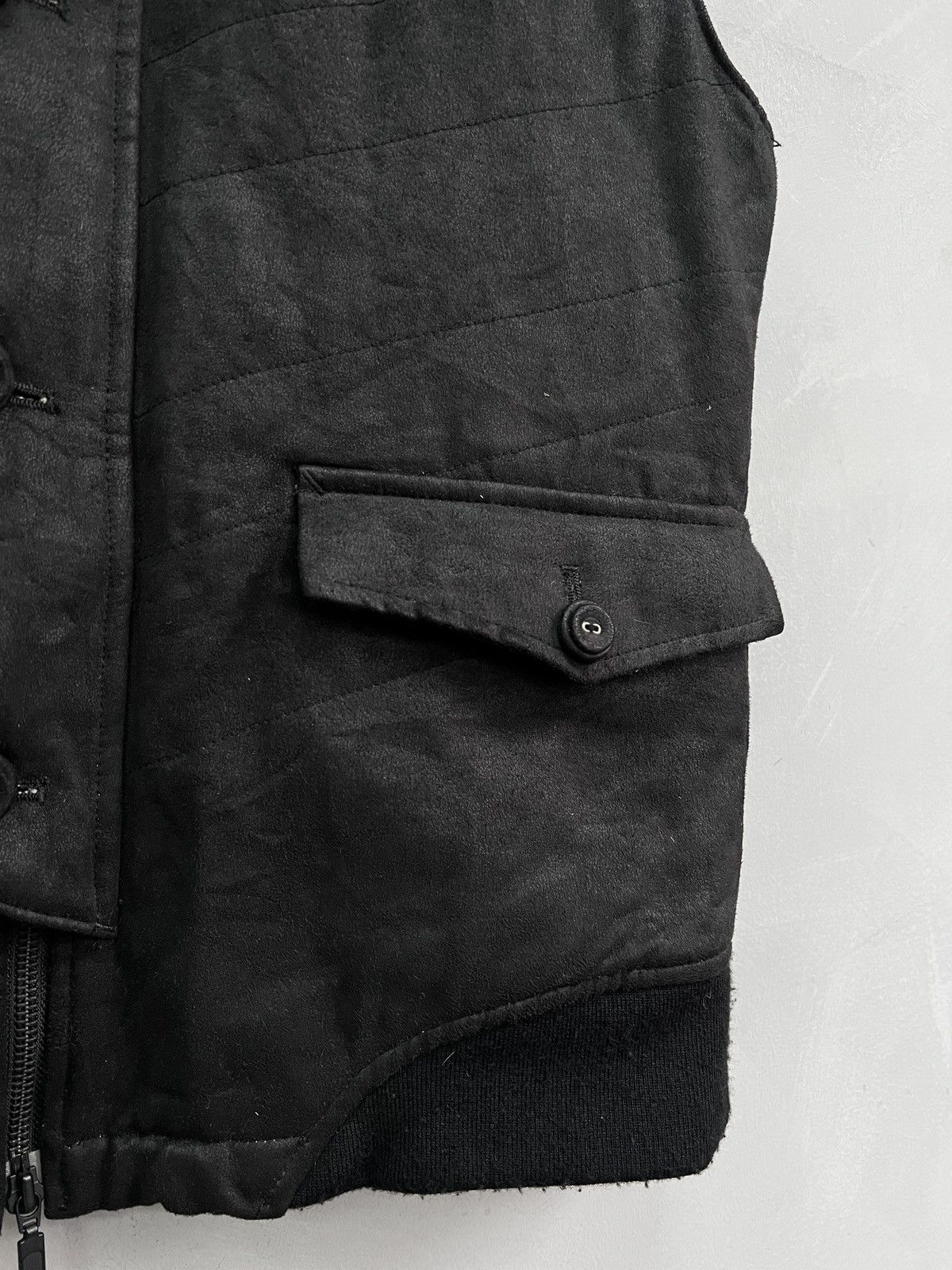 Le Grande Bleu (L.G.B.) Black real fur hood japanese jacket vest rick owens style Size US M / EU 48-50 / 2 - 3 Thumbnail