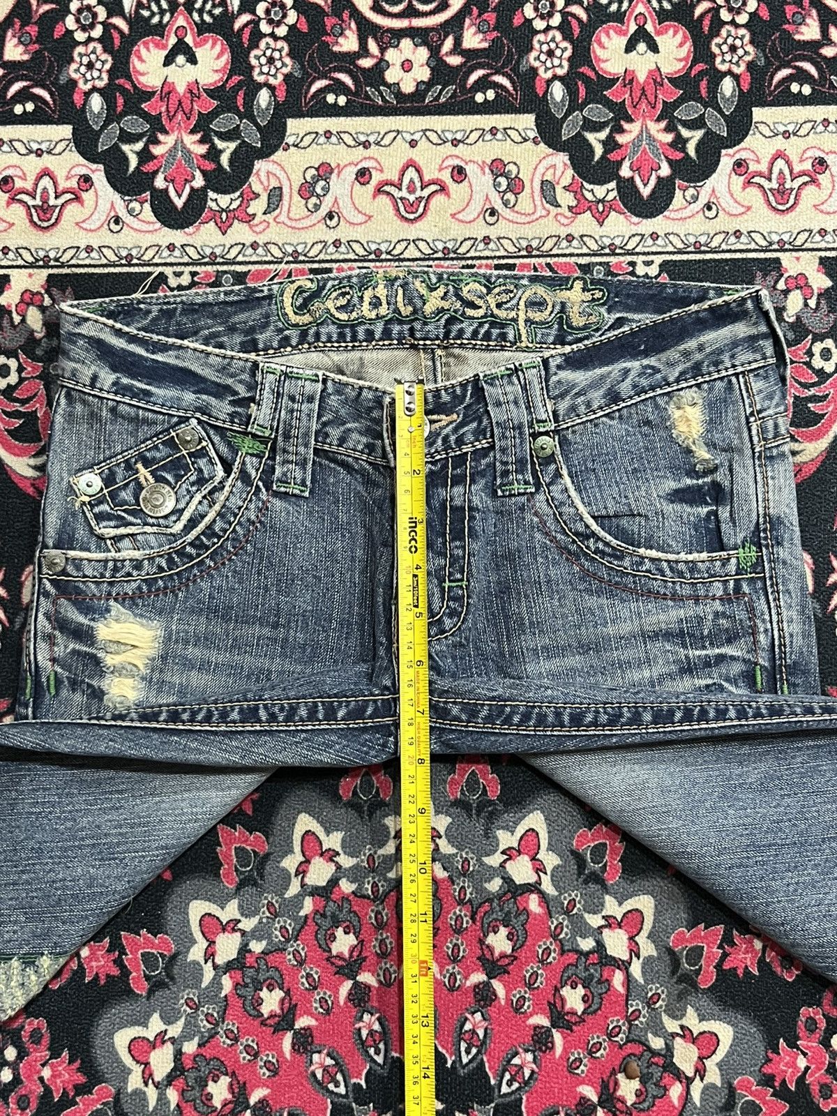 If Six Was Nine C Seventeen Cedi Sept Embroidery Pocket Distress Flare Jean Size 29" - 13 Thumbnail