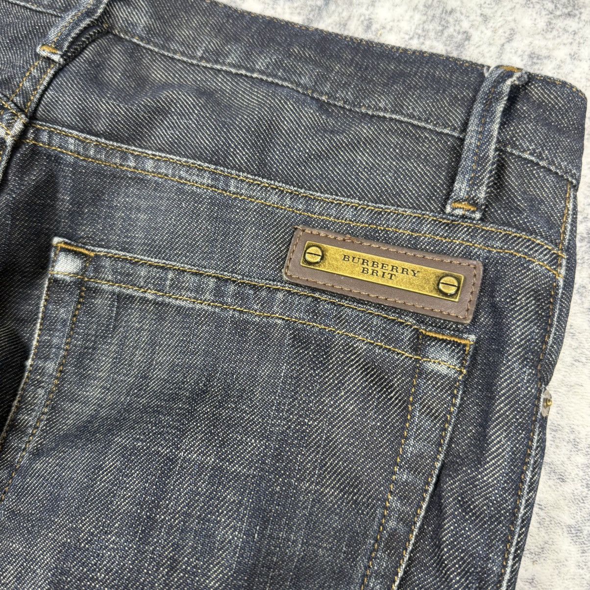 Burberry Burberry Dark Wash Straight Fit Denim Jeans Size US 30 / EU 46 - 7 Thumbnail