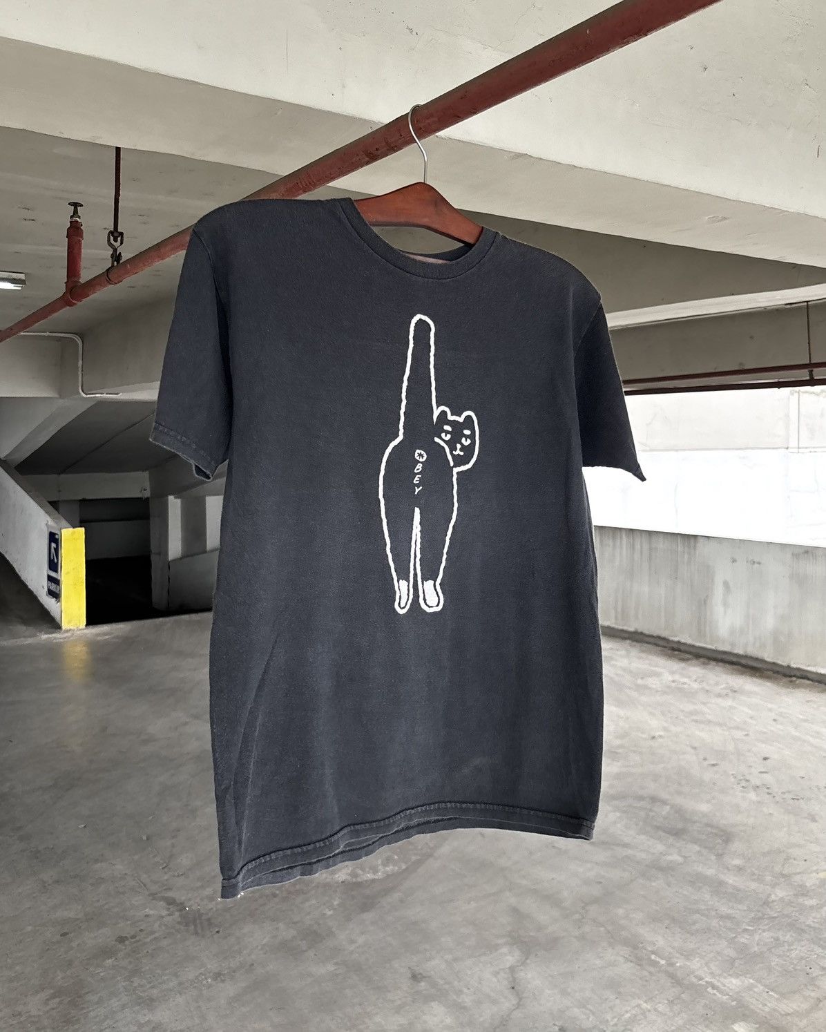 Obey Obey Fvck Cat Faded Black Shirt Size US M / EU 48-50 / 2 - 1 Thumbnail