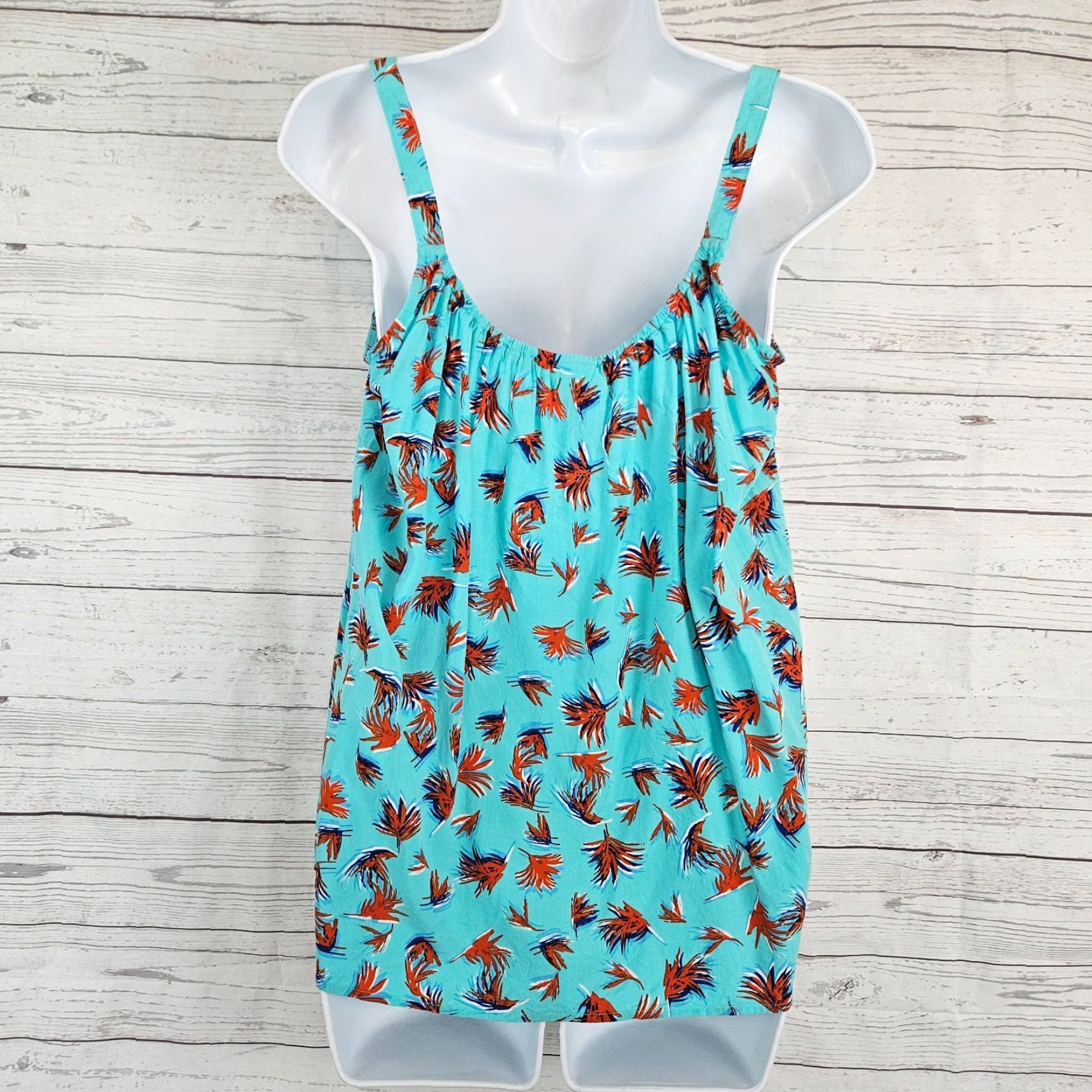 Vintage Cabi 5230 Womens Tassel Tank Top Sz Small Blue Red Rayon Tank Sleeveless Pullover Casual Summer Spring Womens Size S / US 4 / IT 40 - 3 Thumbnail