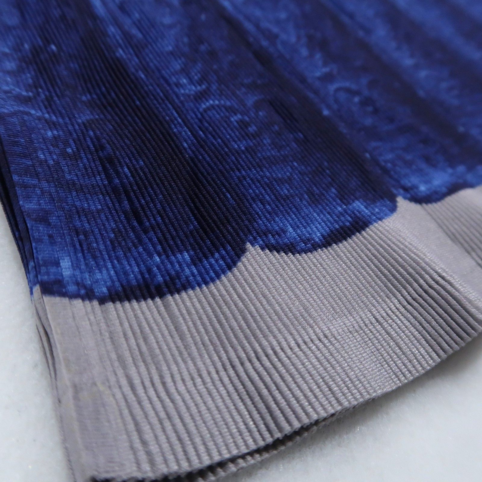 Pleats Please Issey Miyake Pleats Please “Book Cut & Sew” Top Size M / US 6-8 / IT 42-44 - 7 Thumbnail