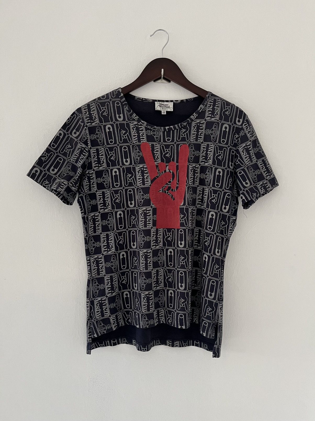 Vivienne Westwood Vivienne Westwood Metal Tee Size US S / EU 44-46 / 1 - 1 Thumbnail