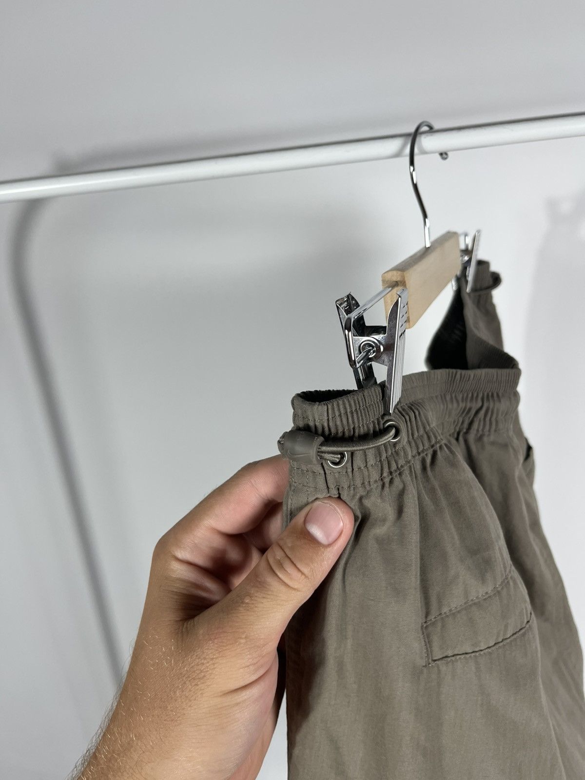 Nike Nike Distressed Cargo Long Shorts Olive Green Size L Size US 34 / EU 50 - 12 Thumbnail